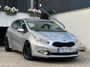 Kia Ceed II (2012-) 1.4 CRDi M 2013