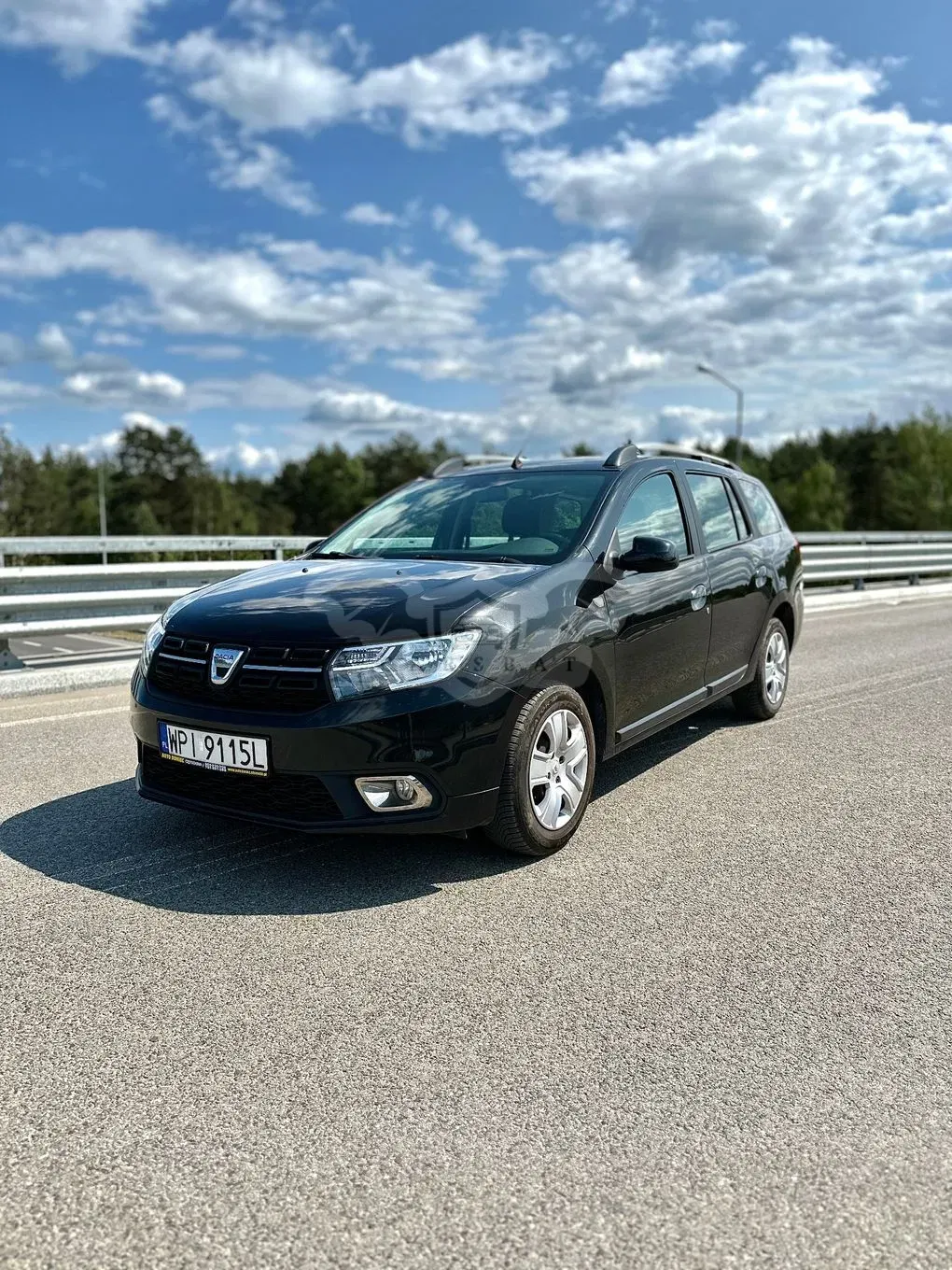 Dacia Logan II (2012-2020) dCi 90 S&S Laureate 2017