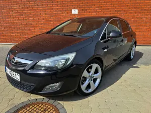 Opel Astra J (2009-2019) 1.6 Turbo Innovation 2010