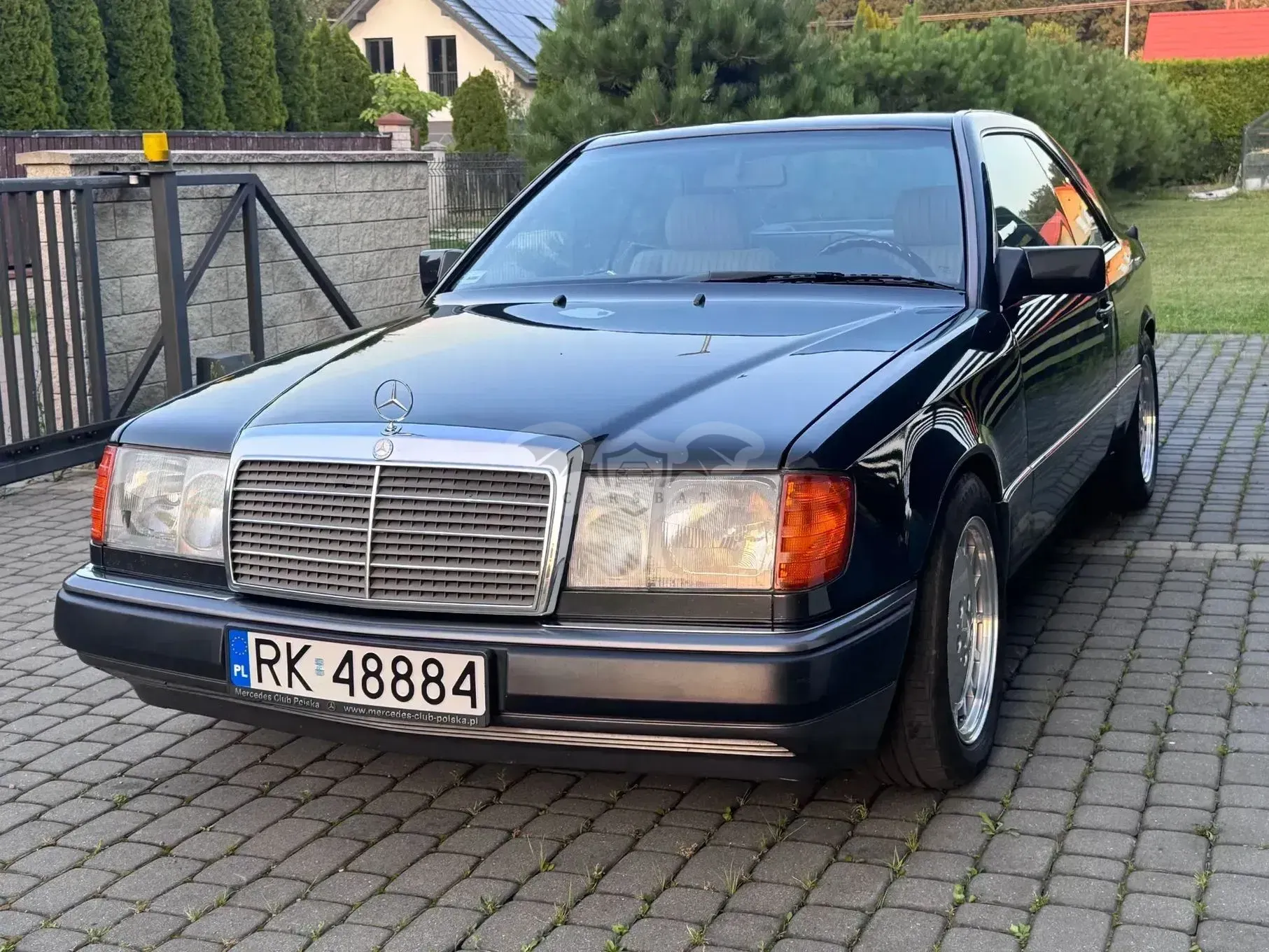 Mercedes-Benz E 1992