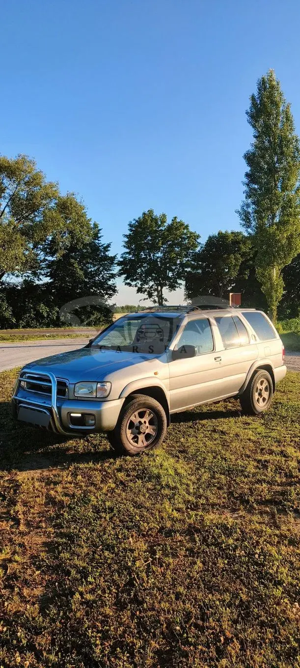 Nissan Pathfinder 3.5 V6 2001