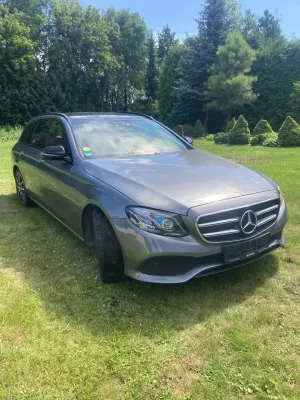 Mercedes-Benz E W213 (2016-2023) 220 d 9G-TRONIC Avantgarde 2019