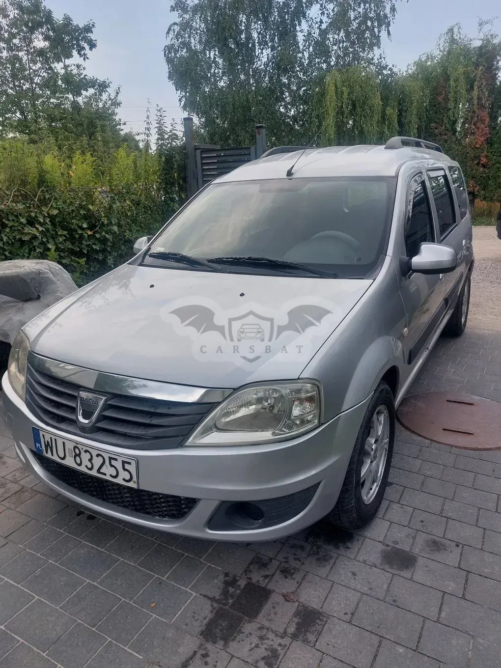Dacia Logan I (2004-2012) 1.6 16V Laureate BL 2012