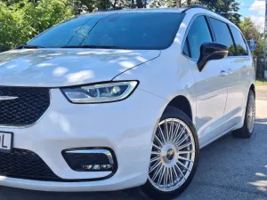 Chrysler Pacifica 2025