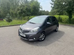 Toyota Yaris III (2011-2019) 1.33 Premium 2013