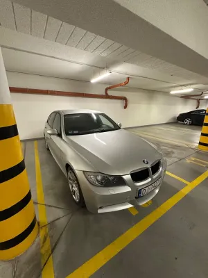 BMW 3 Series E90/E91/E92/E93 (2005-2012) 320i 2007