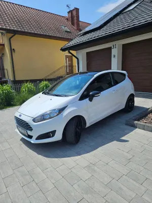 Ford Fiesta Mk7 (2008-) 2016