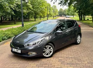 Kia Ceed II (2012-) 1.6 GDI XL 2012