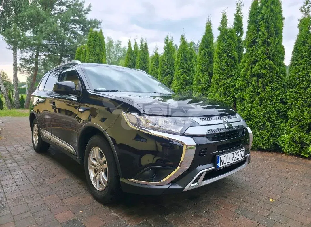 Mitsubishi Outlander III (2012-2022) 2.0 Invite + 2WD 2018
