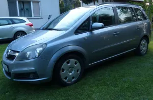 Opel Zafira B (2005-2014) 1.9 CDTI Cosmo 2005
