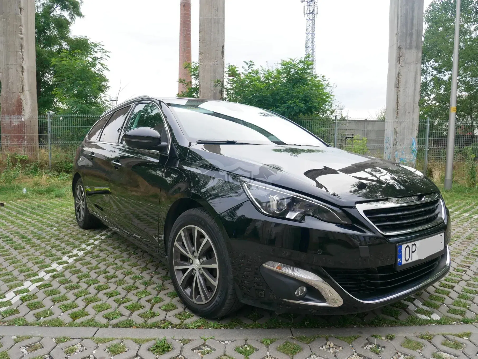 Peugeot 308 T9 (2014-2021) 1.2 PureTech Active S&S 2015