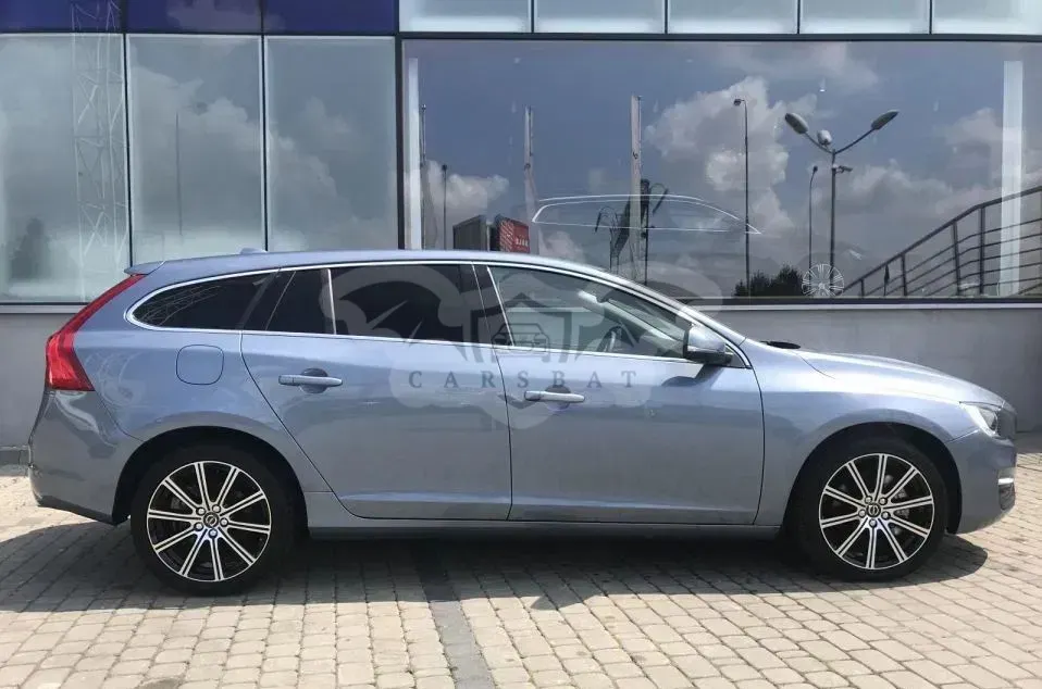 Volvo V60 I (2011-2018) T5 Drive-E Summum 2018