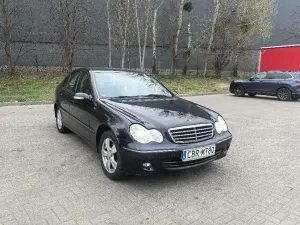 Mercedes-Benz C W203 (2000-2007) 200 T CDI Avantgarde 2006