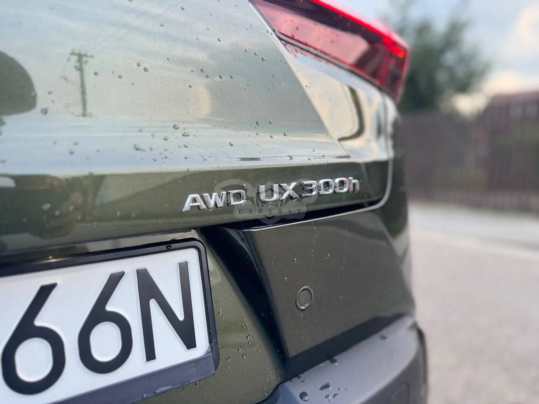 Lexus UX 300h F Sport AWD 2025