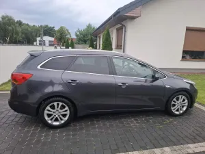Kia Ceed II (2012-) 1.6 CRDi Business Line 2014