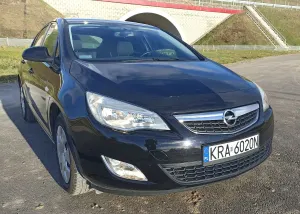 Opel Astra J (2009-2019) 1.4 Edition 2011