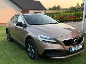 Volvo V40 D2 Drive-E Momentum 2016