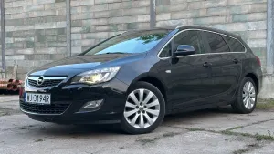 Opel Astra J (2009-2019) 1.4 Turbo Innovation 2012
