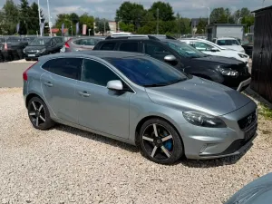 Volvo V40 II (2012-) D4 Drive-E R-Design Summum 2014