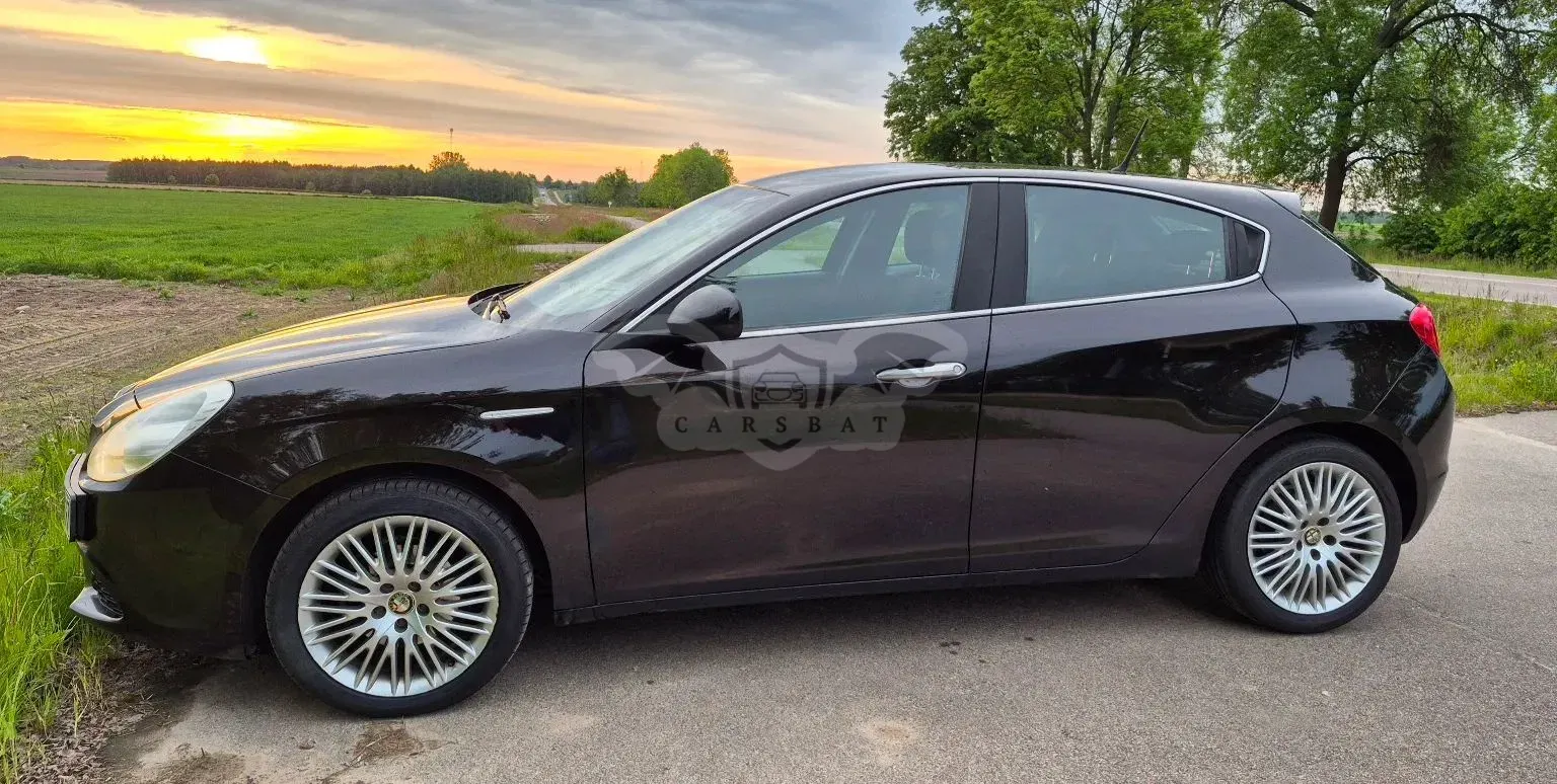Alfa Romeo Giulietta 1.6 JTDM Distinctive 2012