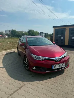 Toyota Auris II (2012-) Hybrid 135 Dynamic 2016