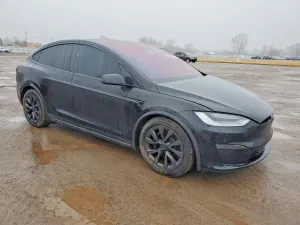 Tesla Model X 2022