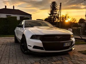 Ford Mustang 3.7 V6 Premium 2011