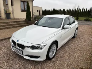BMW 3 Series F30/F31 (2012-2020) 316d Luxury Line 2014