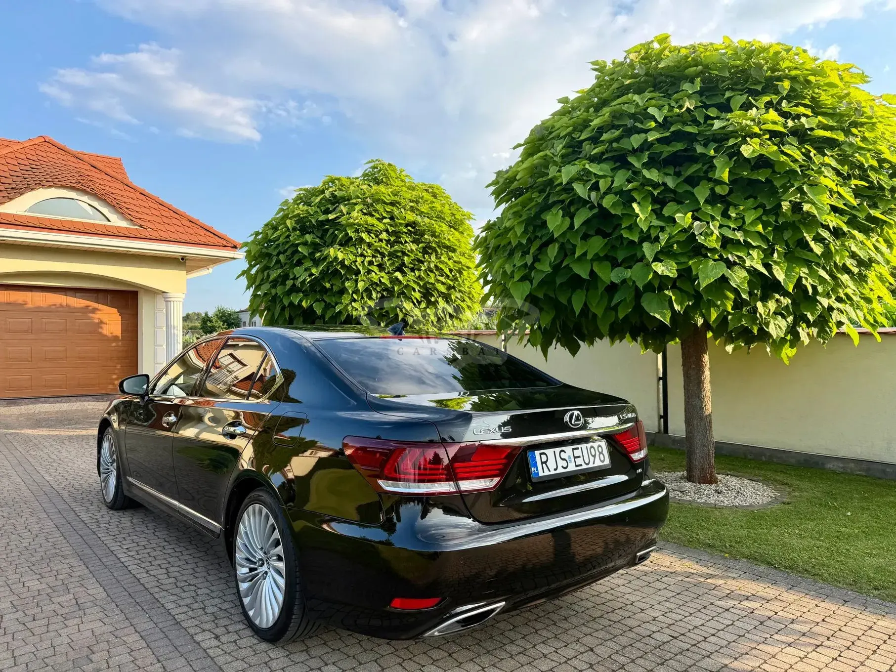 Lexus LS IV (2006-2017) 460 Superior AWD 2015