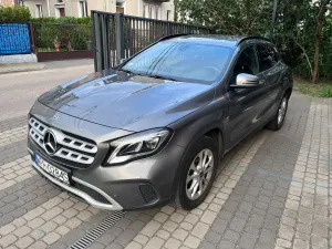 Mercedes-Benz GLA 200 7G-DCT Style 2017