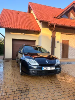 Renault Laguna III (2007-) 2.0 DCi Authentique 2009