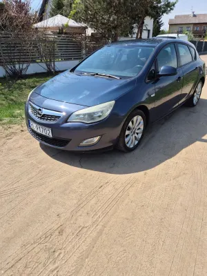 Opel Astra J (2009-2019) 1.6 Edition 2010