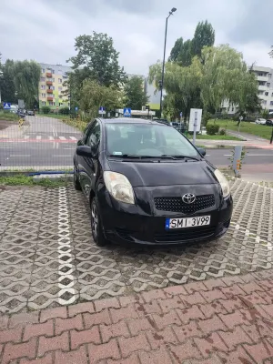 Toyota Yaris II (2005-2011) 1.0 Terra 2008