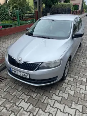 Skoda Rapid 1.6 TDI DPF Active 2013