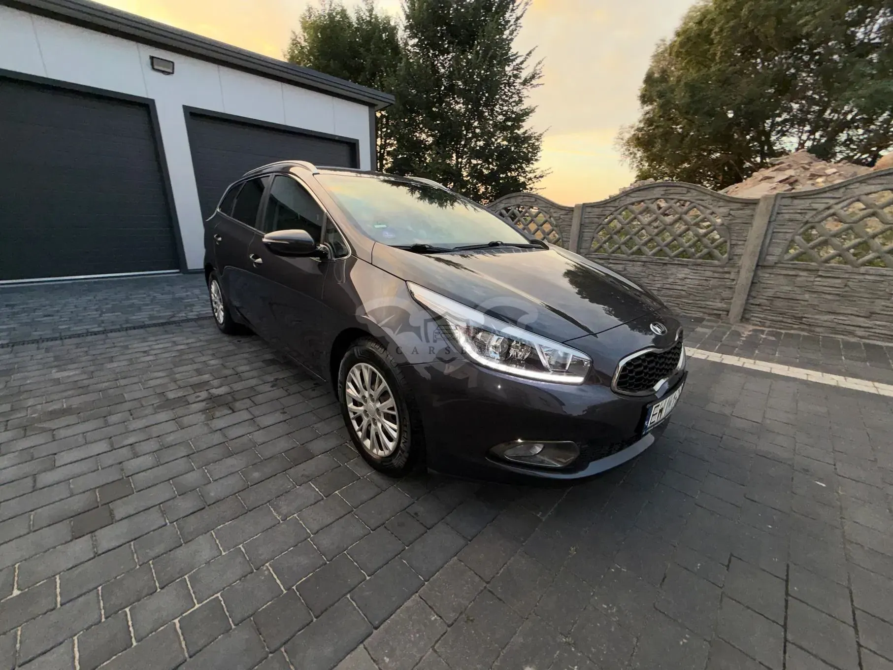 Kia Ceed II (2012-) 1.6 GDI Dream Team Edition 2014