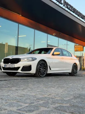BMW 5 Series G30/G31 (2017-2023) 518d mHEV M Sport sport 2023