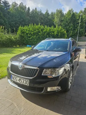 Skoda Superb II (2008-2018) 2.0 TDI Elegance DSG 2013