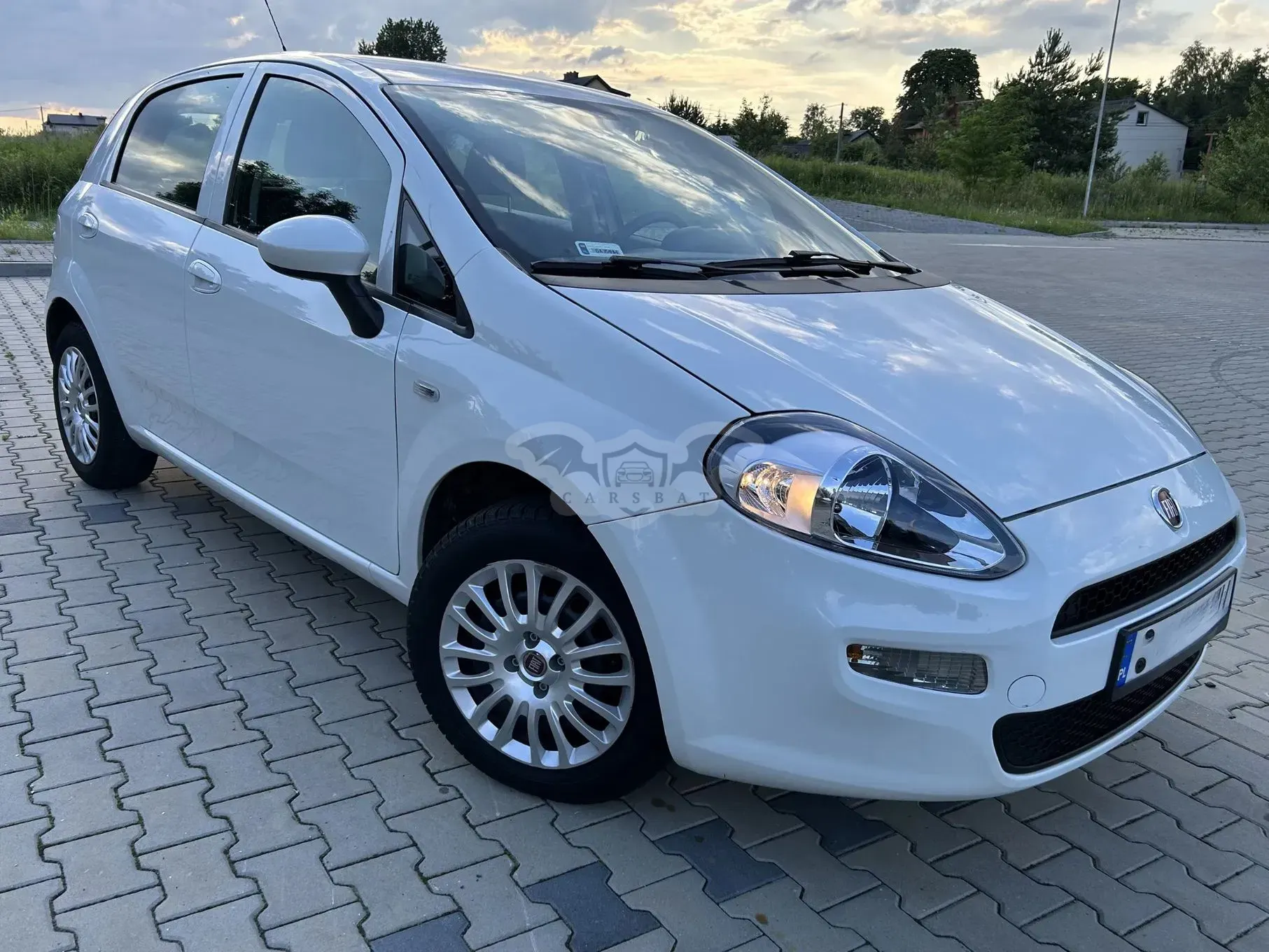 Fiat Punto 1.4 8V Dynamic 2016