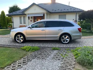 Skoda Superb II (2008-2018) 2.0 TDI 4x4 Exclusive 2010