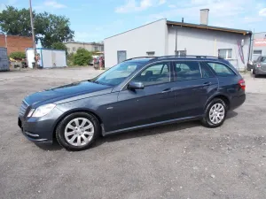 Mercedes-Benz E W212/W207 (2009-2016) 220 CDI DPF BlueEFFICIENCY 7G-TRONIC Elegance 2011