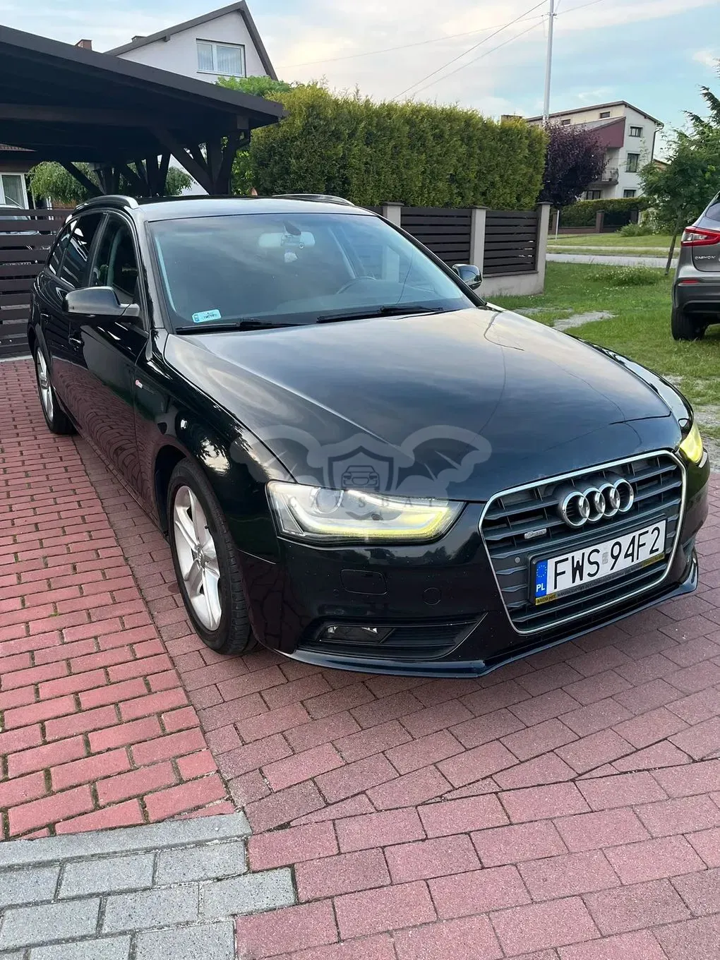Audi A4 B8 (2007-2015) 2.0 TDI DPF multitronic Ambition 2012