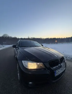 BMW 3 Series E90/E91/E92/E93 (2005-2012) 318d 2009