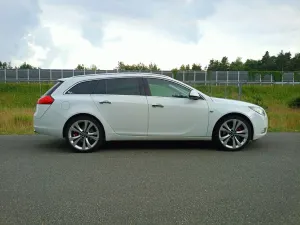 Opel Insignia A (2008-2017) 2.0 Turbo 4x4 Sport 2010
