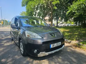 Peugeot Partner II (2008-2019) 110 Family 2013