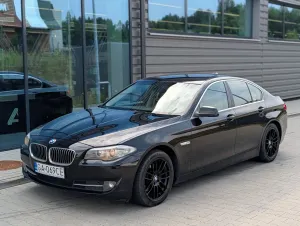 BMW 5 Series F10/F11 (2009-2017) 520d Modern Line 2010
