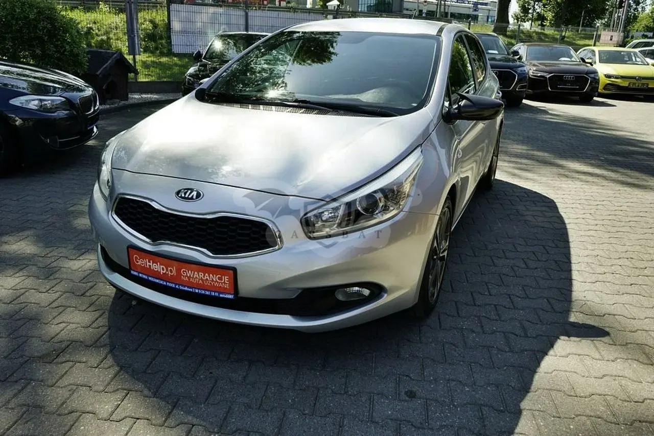 Kia Ceed II (2012-) 2013