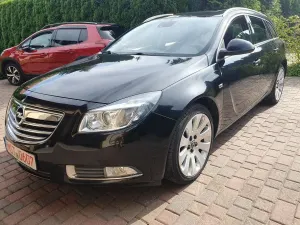 Opel Insignia A (2008-2017) 2.0 CDTI automatik 4x4 Innovation 2012