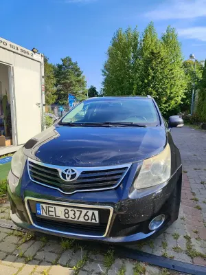 Toyota Avensis III (2009-) 2.0 D-4D Sol 2010