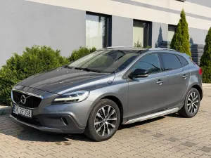 Volvo V40 T3 Geartronic Momentum 2019