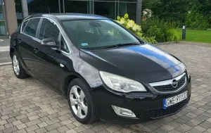 Opel Astra J (2009-2019) 1.7 CDTI DPF Edition Sport 2010